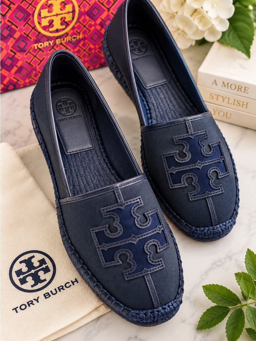NWT Tory Burch Navy Logo Espadrille Loafers Flats Size 8
